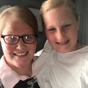 Meet your Posher, Laura